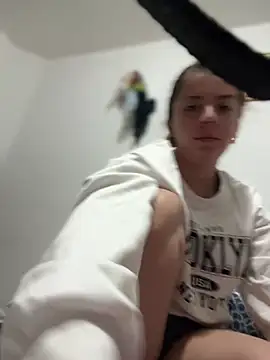 Cloew Marz online show from 11-19-25, 08:09