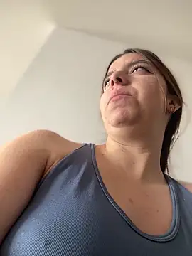 Cloew Marz online show from 12-16-25, 06:23