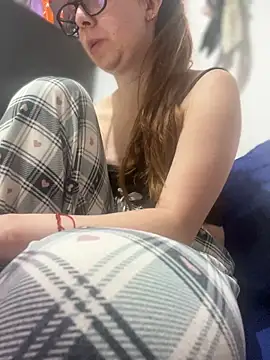 Cloew Marz online show from 02-15-26, 06:18