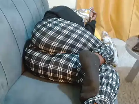 leslysexygirl online show from 11-17-25, 07:07