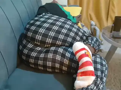 leslysexygirl online show from 12-02-25, 05:20