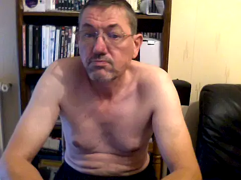 Snapshot of Jaimma45 chatting on 10-11-25, 07:31 Jaimma45 online show from 10-11-25, 07:31