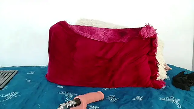 Pandora gu online show from 11-14-25, 08:23