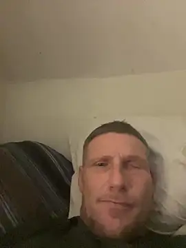 Snapshot of aaronmc311840 chatting on 10-19-25, 03:53 aaronmc311840 online show from 10-19-25, 03:53