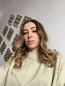 RaquelleDevon online show from 02-16-25, 11:16