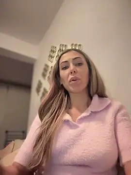 RaquelleDevon online show from 04-02-26, 04:46