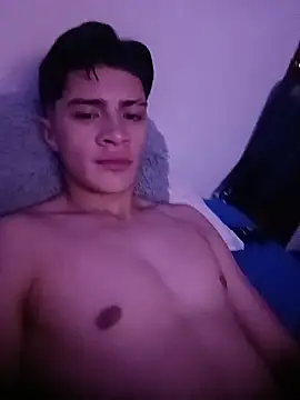 Snapshot of Felipe_W0 chatting on 05-27-26, 02:52 Felipe W0 online show from 05-27-26, 02:52