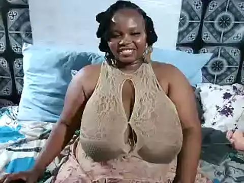 Candiyliciousxx online show from 05-19-26, 02:46