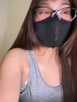 Lilisa miu online show from 07-22-26, 04:09