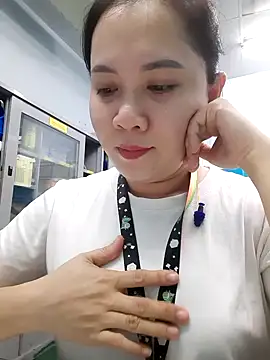 Benlla2802 online show from 12-17-24, 07:59