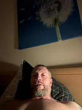 Rockburg online show from 12-17-25, 05:45