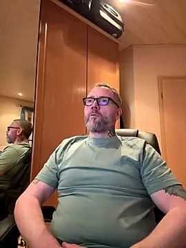 Rockburg online show from 12-21-25, 03:36