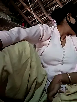 haymona online show from 10-31-25, 03:03