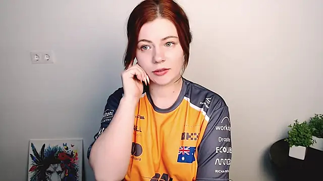 Sun Alexia online show from 10-31-25, 02:46