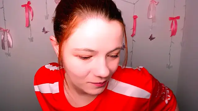 Sun Alexia online show from 04-12-26, 08:01