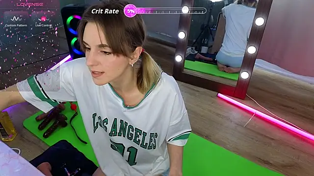 Snapshot of Kate_Sex_House chatting on 05-03-26, 09:58 Kate Sex House online show from 05-03-26, 09:58