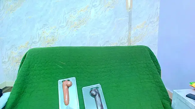 Mia candy 0 online show from 11-27-25, 12:16