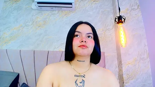 Mia candy 0 online show from 06-30-26, 12:05