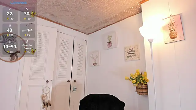 anaruiz  online show from 02-18-25, 10:25