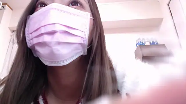 Snapshot of _chanMOMO_ chatting on 01-16-25, 03:02 chanMOMO online show from 01-16-25, 03:02