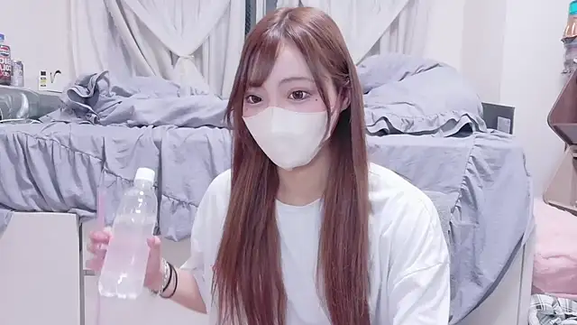 Snapshot of _chanMOMO_ chatting on 09-18-25, 01:25 chanMOMO online show from 09-18-25, 01:25