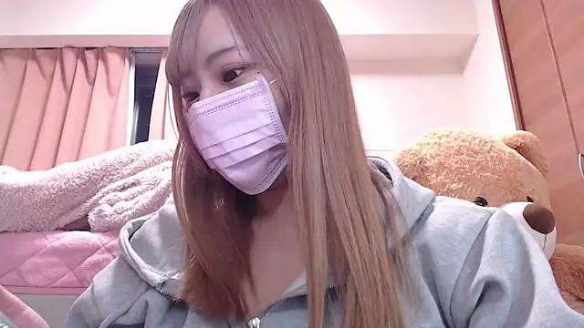 Snapshot of _chanMOMO_ chatting on 12-30-24, 03:45 chanMOMO online show from 12-30-24, 03:45