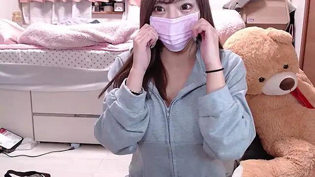 Snapshot of _chanMOMO_ chatting on 12-02-24, 10:46 chanMOMO online show from 12-02-24, 10:46