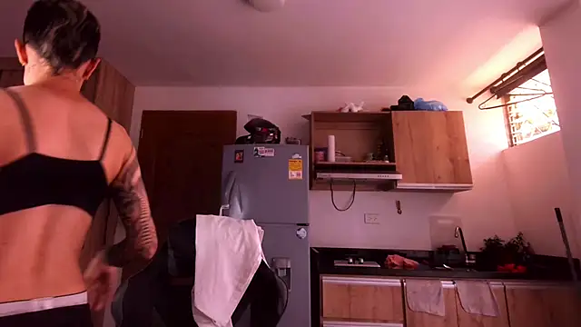 Cutie Shy  online show from 03-09-26, 03:59