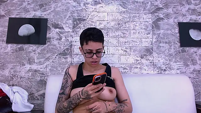 Cutie Shy  online show from 12-04-25, 06:18