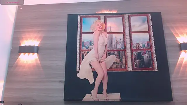 Cutie Shy  online show from 11-04-25, 12:09