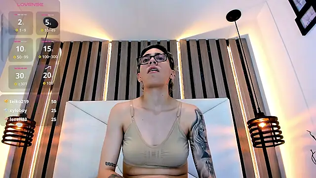 Cutie Shy  online show from 02-06-26, 07:21