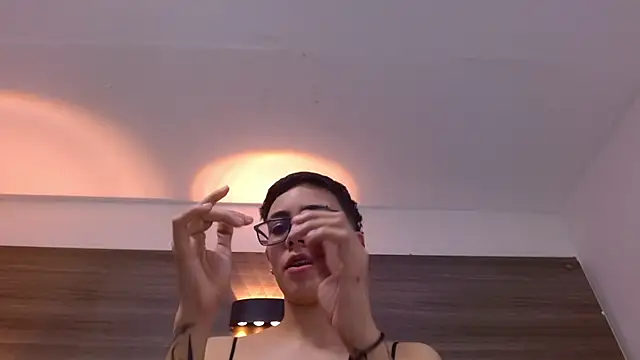 Snapshot of Cutie_Shy_ chatting on 03-10-25, 07:29 Cutie Shy online show from 03-10-25, 07:29