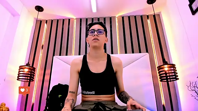 Cutie Shy  online show from 11-21-25, 11:53