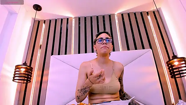 Cutie Shy  online show from 01-13-26, 07:29