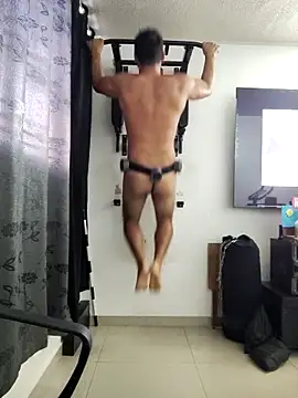 Snapshot of LatinMar chatting on 03-04-26, 12:02 LatinMar online show from 03-04-26, 12:02