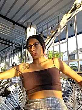 lily sk online show from 01-23-25, 10:22