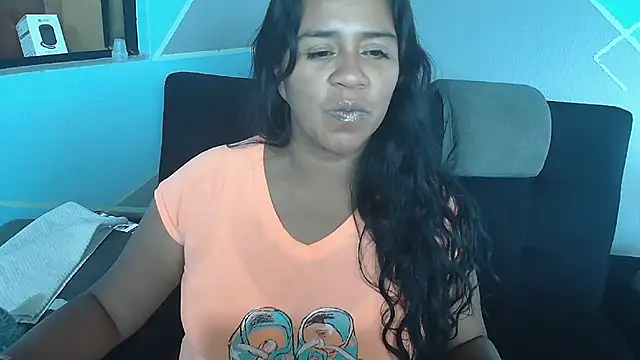 saggil23 online show from 06-14-26, 08:54