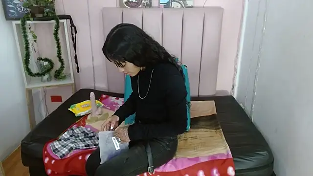 camilawilliams707rs online show from 04-01-26, 04:03