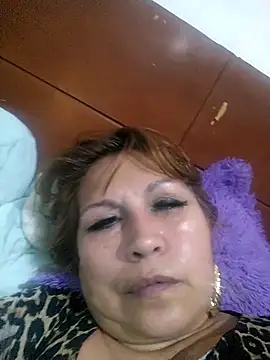 Snapshot of Kazsandraa chatting on 09-26-25, 06:04 Kazsandraa online show from 09-26-25, 06:04