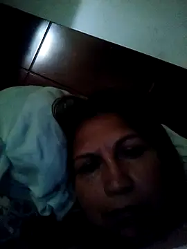 Snapshot of Kazsandraa chatting on 10-10-25, 07:36 Kazsandraa online show from 10-10-25, 07:36