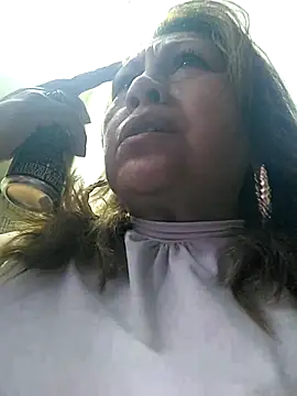 Kazsandraa online show from 11-27-25, 12:00