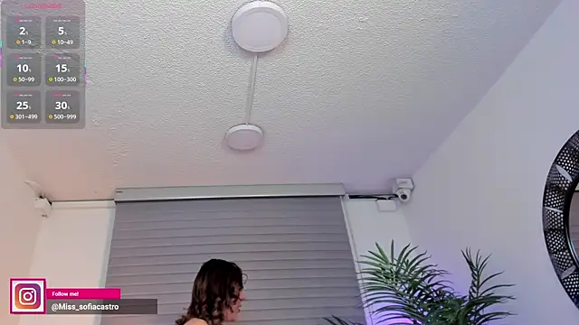 Snapshot of miss_sofiaa chatting on 05-06-26, 11:47 miss sofiaa online show from 05-06-26, 11:47