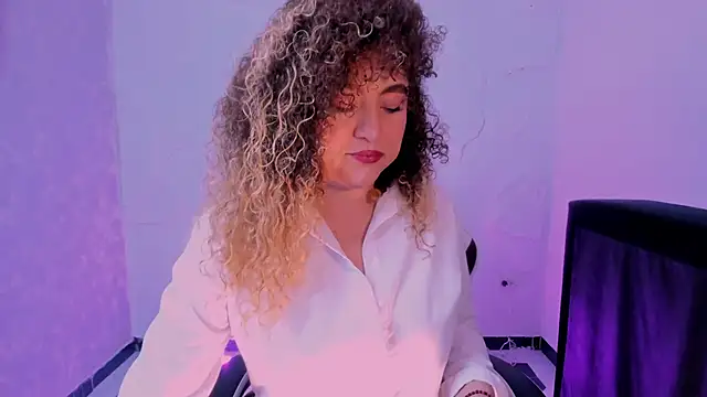 Kateryn  online show from 11-21-25, 05:23