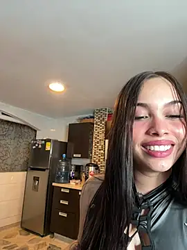 Snapshot of samantha_kevin chatting on 02-25-25, 04:14 samantha kevin online show from 02-25-25, 04:14