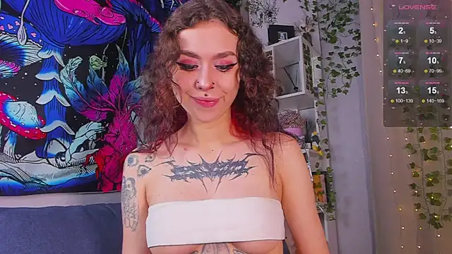 Grace Walker online show from 02-08-26, 04:54