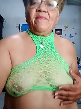 Madrastrahot69 online show from 12-03-25, 04:02