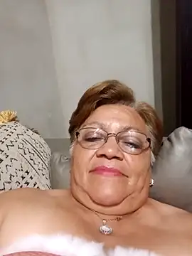 Madrastrahot69 online show from 12-02-25, 04:25