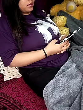 HEENA 022 online show from 02-15-25, 04:01