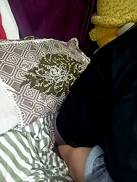 HEENA 022 online show from 02-21-25, 04:59