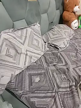 HEENA 022 online show from 09-23-25, 09:22